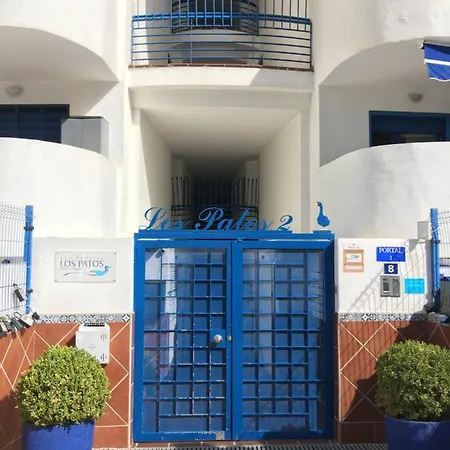 2 Paradise Of Residencial Patos Ii A 300 Metros De La Playa Y Supermercados, Wifi Gratis, Vistas A La Montana Appartement