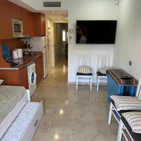 2 Paradise Of Residencial Patos Ii A 300 Metros De La Playa Y Supermercados, Wifi Gratis, Vistas A La Montana Appartement Benalmádena